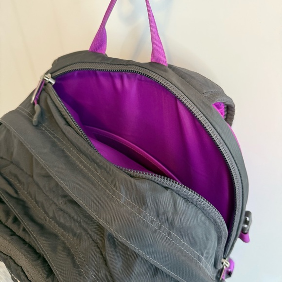 ⭐The North Face Surge II Backpack⭐ - Picture 11 of 11